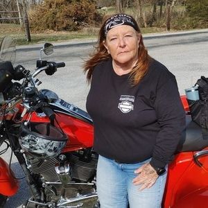 Meet your Posher, Earline